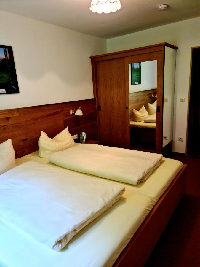 Ferienwohnung Gebirgshausl Бишофсвизен Екстериор снимка