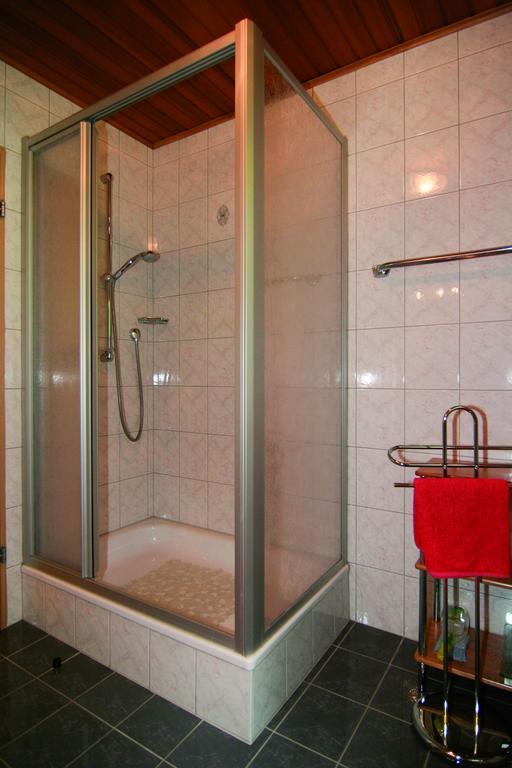 Ferienwohnung Gebirgshausl Бишофсвизен Стая снимка