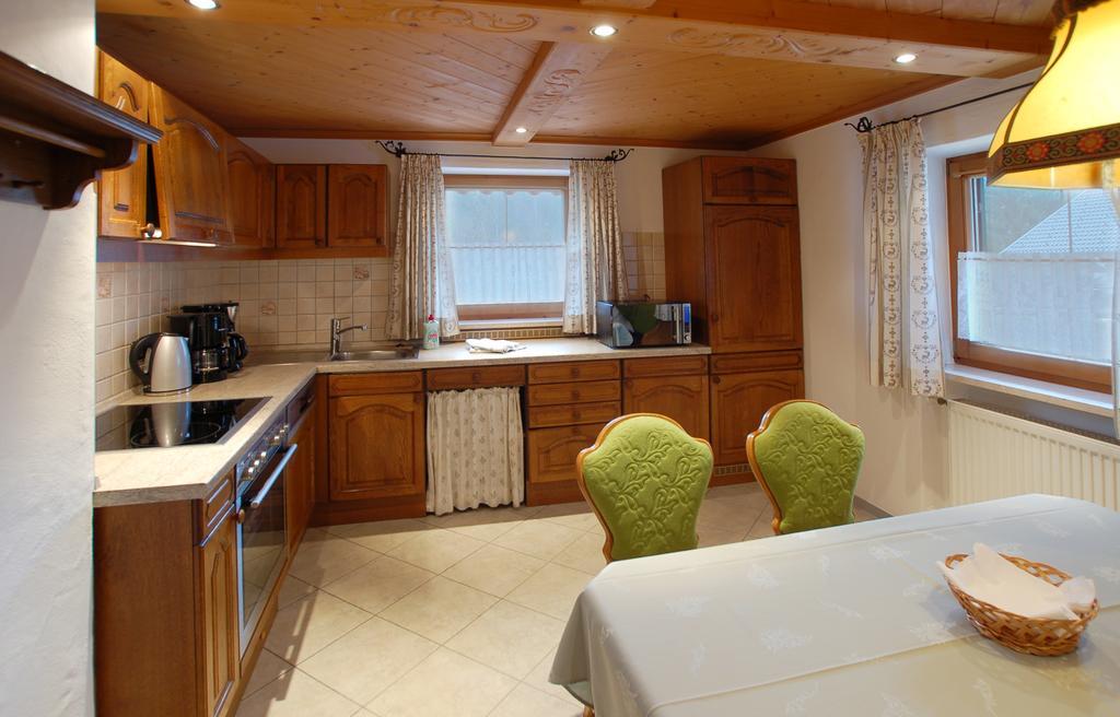 Ferienwohnung Gebirgshausl Бишофсвизен Екстериор снимка