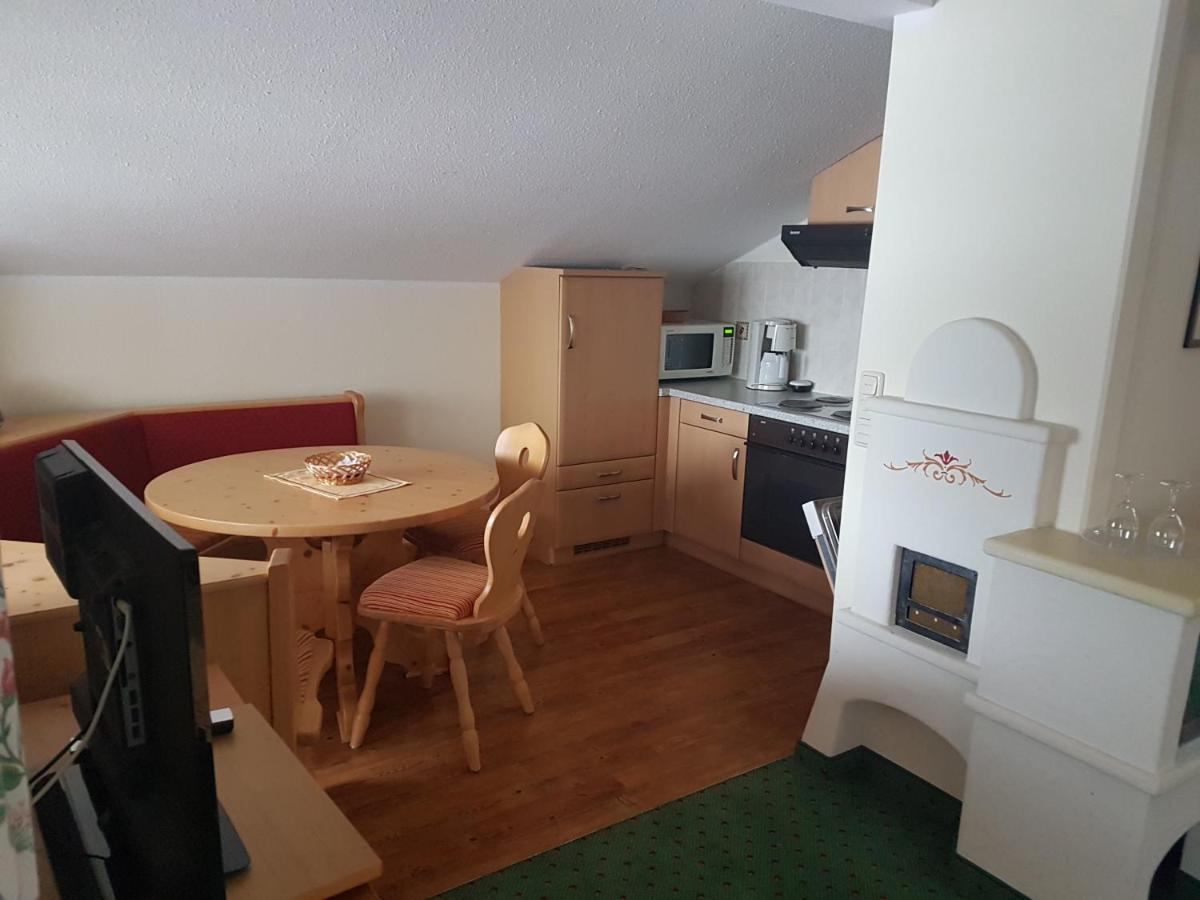 Ferienwohnung Gebirgshausl Бишофсвизен Екстериор снимка