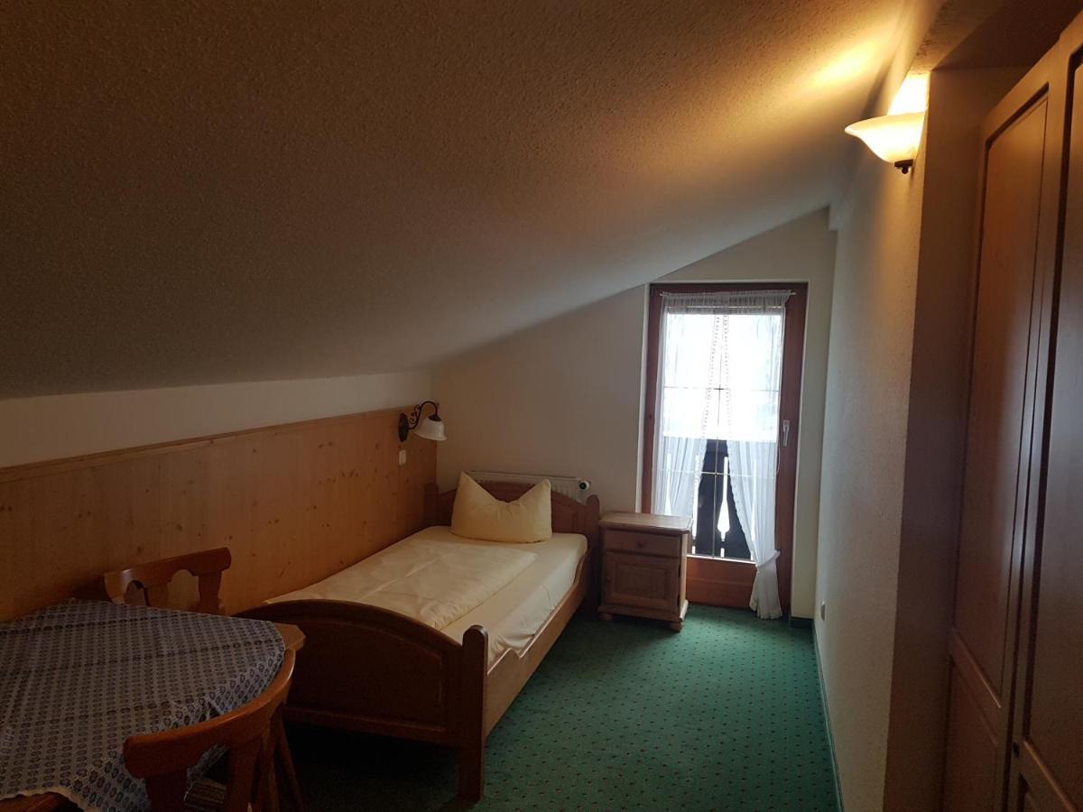 Ferienwohnung Gebirgshausl Бишофсвизен Екстериор снимка